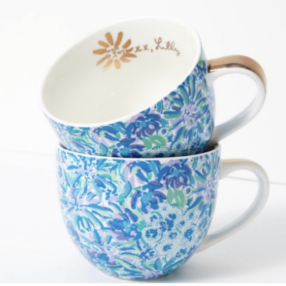Lilly Pulitzer Blue Floral Set of 2 Coffee Tea Cups Mugs Porcelain New in Box - Picture 3 of 5